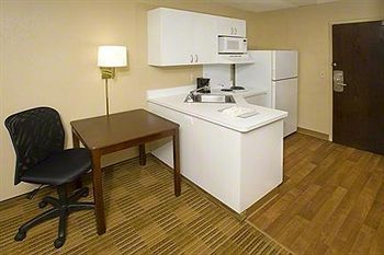 Extended America - - New York Area Hotel 2*