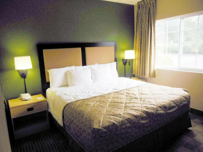 Extended America - - New York Area Hotel