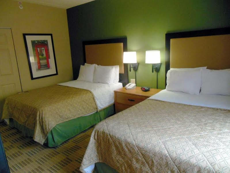 Extended America - - New York Area Hotel